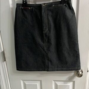 Liz Claiborne Gray Knee-Length Pencil Skirt for Work